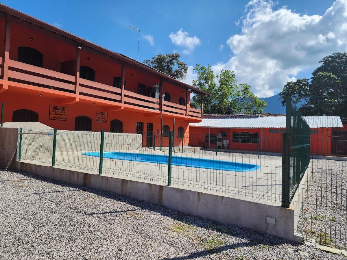 0001.10 - Maranduba - Kitnet Terreo - 4 Pessoas - 2 Quadras Do Mar - Piscina - Wi-Fi -Ar Condicionado Daire Ubatuba Dış mekan fotoğraf
